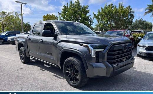2024 Toyota Tundra SR5