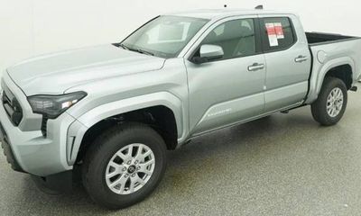 2026 Toyota Tacoma SR5