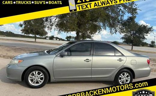 2005 Toyota Camry LE