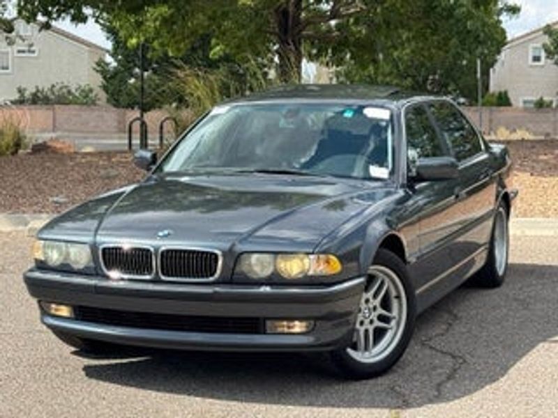 2001 Bmw 740il — a typically priced live listing