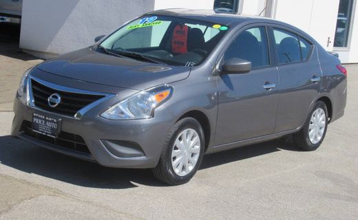 2019 Nissan Versa SV