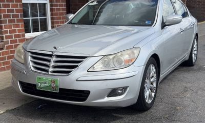 2010 Hyundai Genesis 38