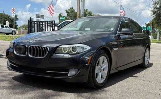 2013 BMW 528i I