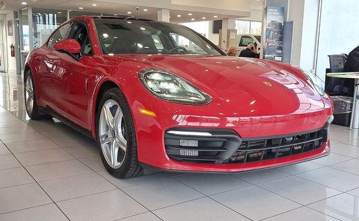 2022 Porsche Panamera