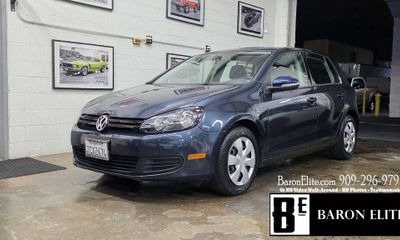 2013 Volkswagen Golf 25