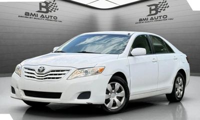 2010 Toyota Camry LE
