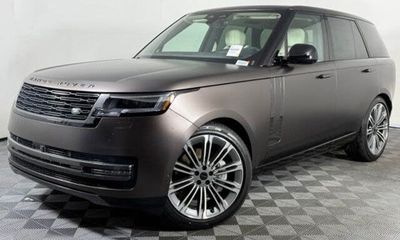 2026 Land Rover Range SE