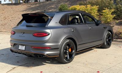 2025 Bentley Bentayga S Black Edition