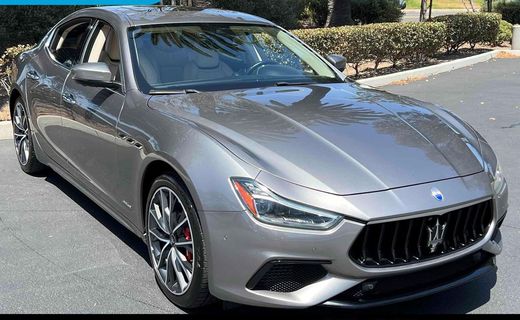 2021 Maserati Ghibli Sport