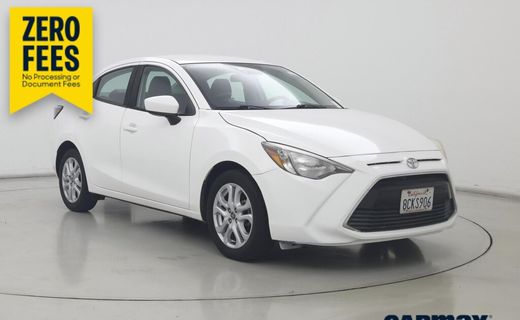 2018 Toyota Yaris IA Sedan