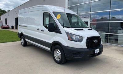 2024 Ford Transit Medium Roof