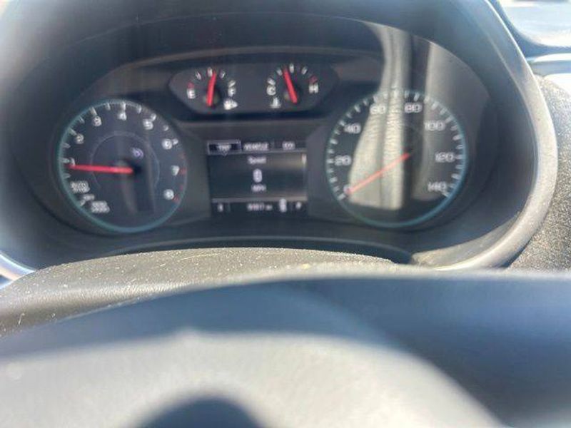 2022 Chevrolet Malibu — a typically priced live listing