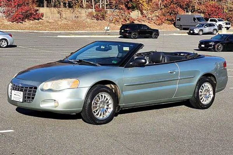 2004 Chrysler Sebring — a typically priced live listing