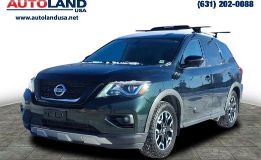 2020 Nissan Pathfinder SL