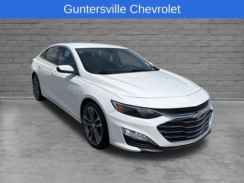 2022 Chevrolet Malibu — a typically priced live listing