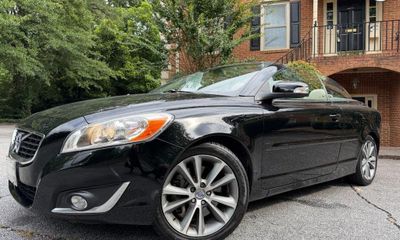 2013 Volvo C70 T5