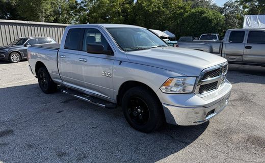 2017 Ram 1500 SLT