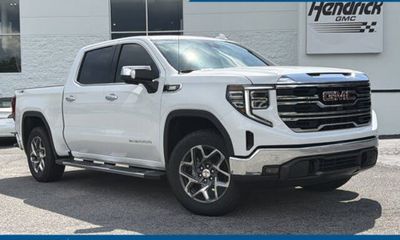 2026 GMC Sierra SLT