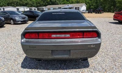 2012 Dodge Challenger R T