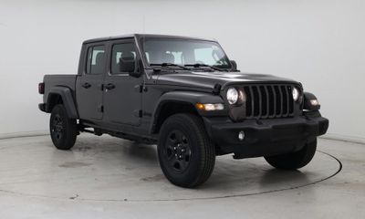 2022 Jeep Gladiator Sport
