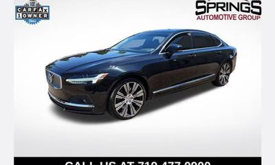 2023 Volvo S90 Plus Bright With