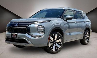2026 Mitsubishi Outlander SEL