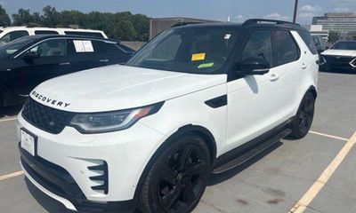 2025 Land Rover Discovery