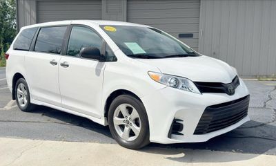 2020 Toyota Sienna D Grade