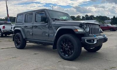2023 Jeep Wrangler Sahara 4XE