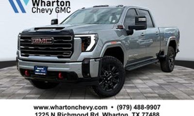 2026 GMC Sierra HD SLT