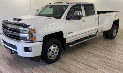 2019 Chevrolet Silverado HD High Country