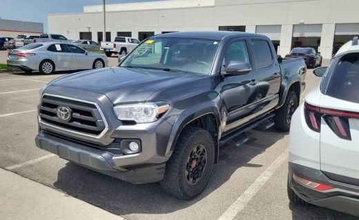 2022 Toyota Tacoma SR5