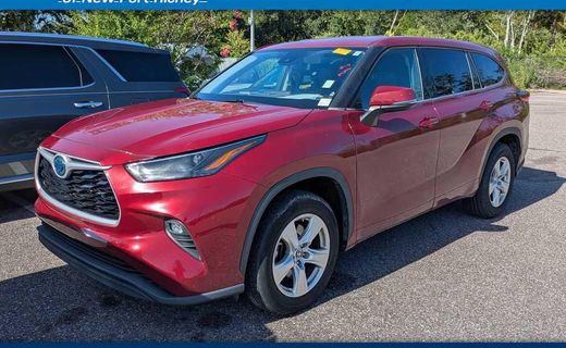 2022 Toyota Highlander LE