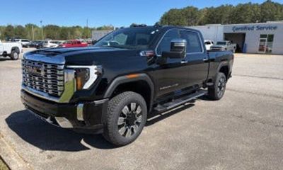 2026 GMC Sierra HD AT4