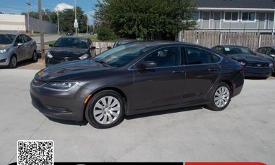 2015 Chrysler 200 LX