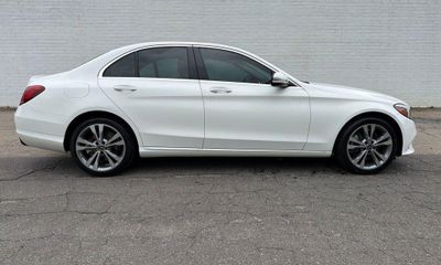 2019 Mercedes-Benz C-Class C300 4M