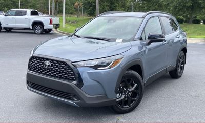 2025 Toyota Corolla Cross LE