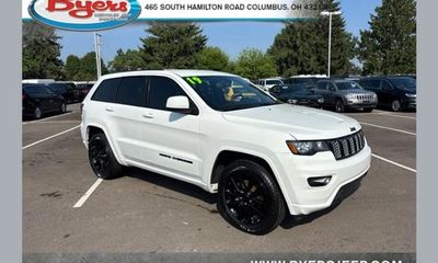 2019 Jeep Grand Cherokee Laredo