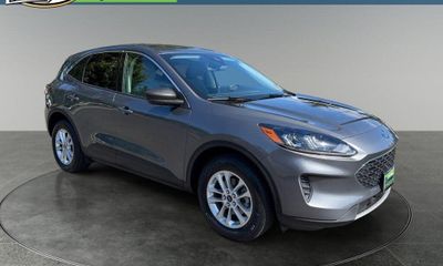 2022 Ford Escape SE Fhev