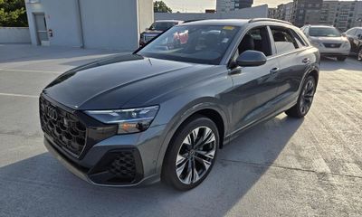 2025 Audi Q8 S Line Quattro