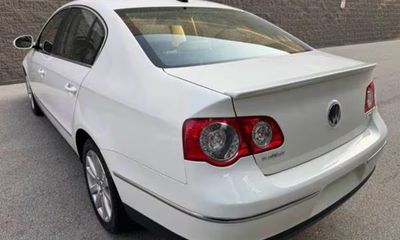 2010 Volkswagen Passat Komfort