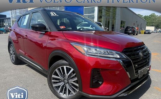 2021 Nissan Kicks SR