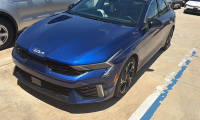 2025 Kia K5