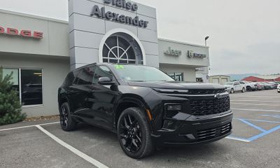 2024 Chevrolet Traverse RS