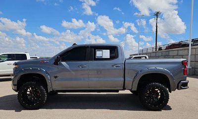 2020 Chevrolet Silverado RST
