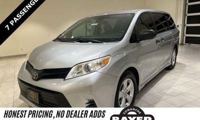 2020 Toyota Sienna D Grade