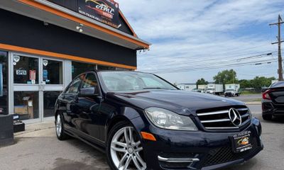 2014 Mercedes-Benz C-Class C300