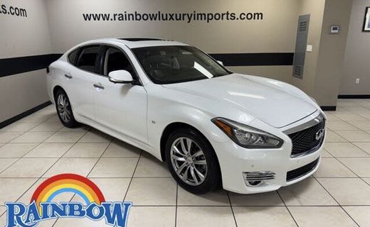 2015 Infiniti Q70 3 7