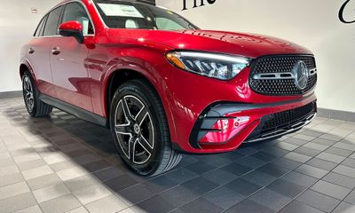 2026 Mercedes-Benz GLC-Class GLC300