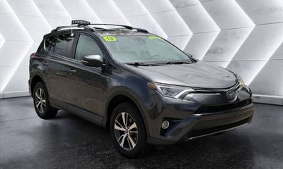 2018 Toyota RAV4 XLE 4D Sport